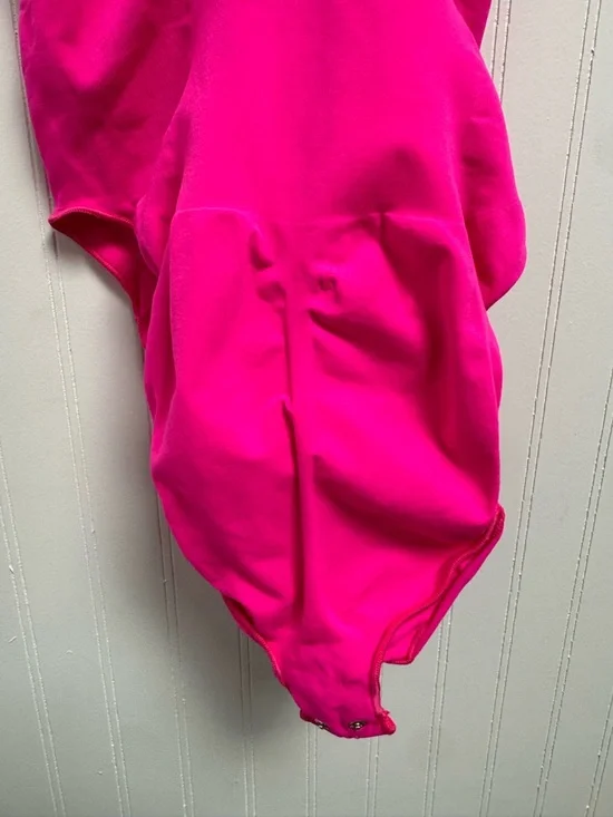 SKIMS Seamless Sculpt Brief Bodysuit - Picture 7 of 7